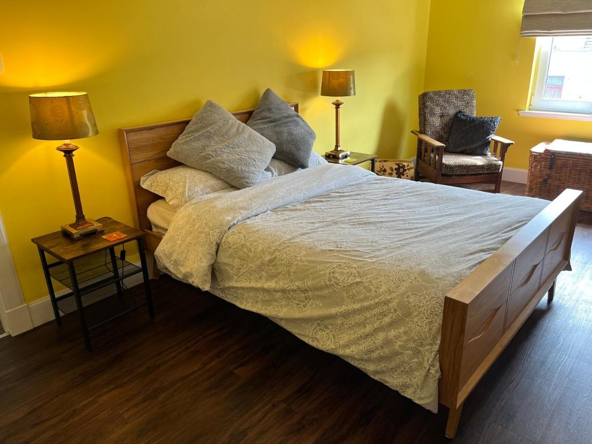 St John'S Town Of Dalry Glentress Apartment 1 Dış mekan fotoğraf